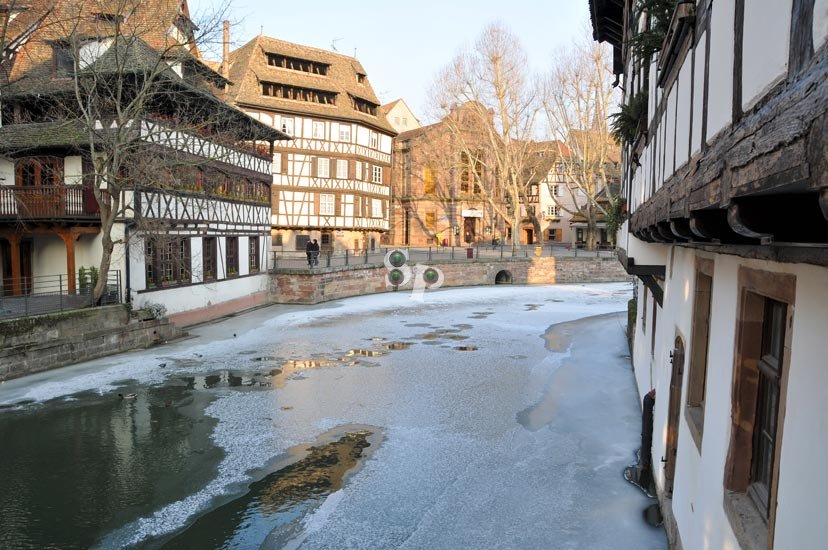 http://www.strasbourgphoto.com/wp-content/gallery/strasbourg-glace/strasbourg-glace-(24).jpg