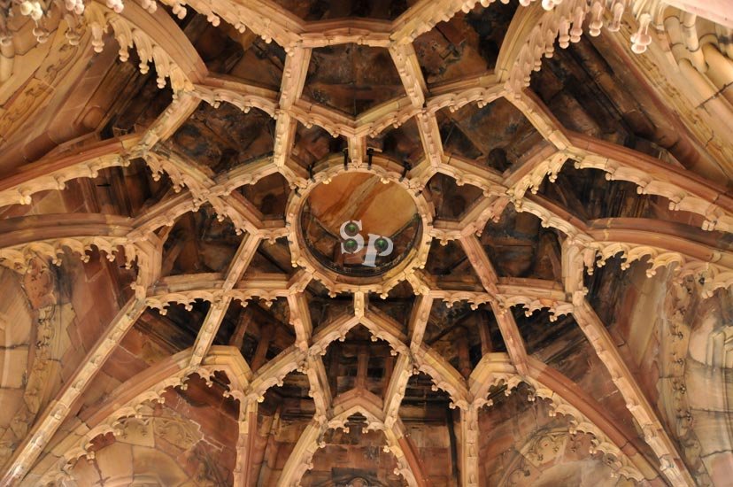 plafond de la tour de la cathédrale de Strasbourg