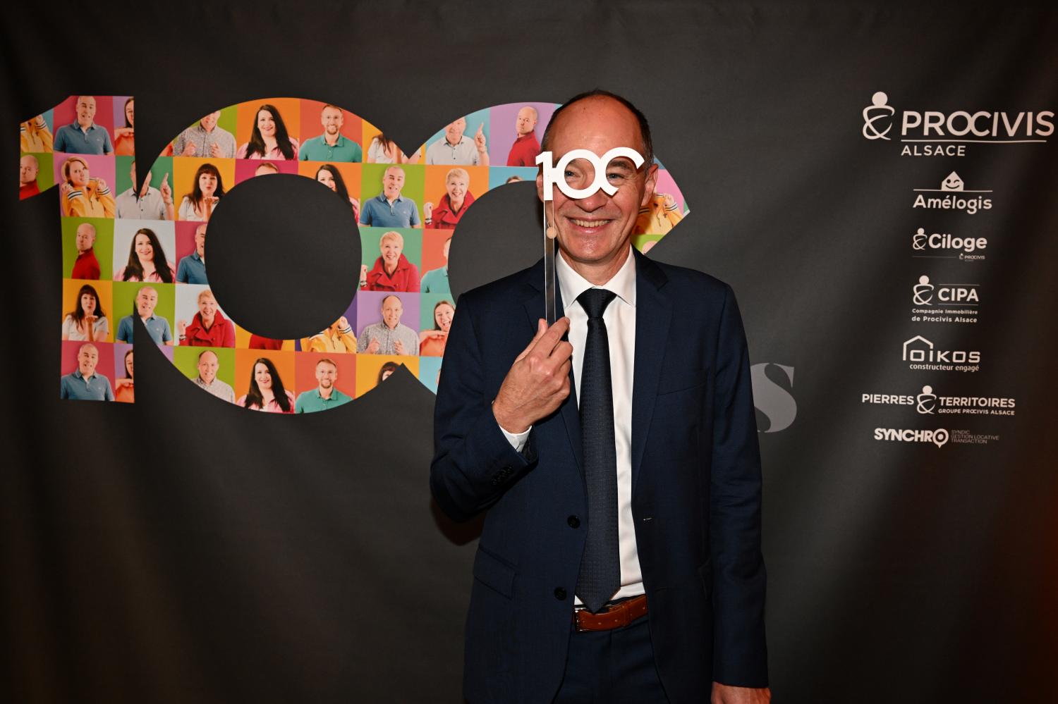 photo événementielle : photocall pour les 100 ans de PROCIVIS Alsace