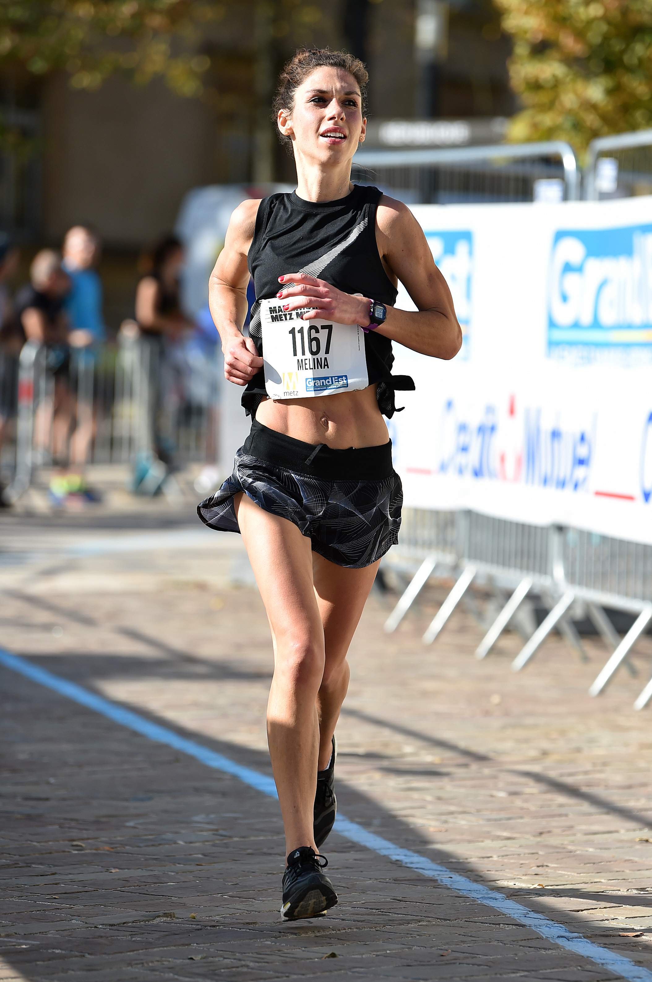 Mélina Masone, première femme sur la ligne d'arrivée du Marathon Metz Mirabelle 2018